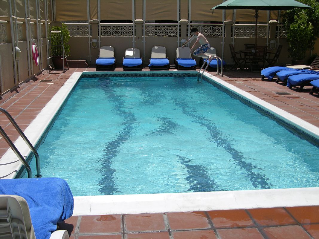 Dubai 01 07 Arabian Courtyard Pool